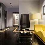 Montenapoleone Aparthotel Milan
