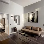 Montenapoleone 4* Milan