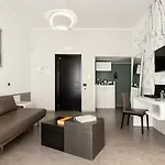 Montenapoleone 4* Milan