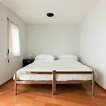 Vip's Hotel
