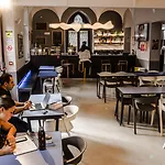 Hostel Babila & Bistrot