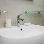 Classbnb - Luxurious And Spacious 5-bedroom And 5-bath Apartment, Just 3 Minutes From Station Metro, M2 M3 Yellow Lines Mailand