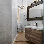 Classbnb - Luxurious And Spacious 5-bedroom And 5-bath Apartment, Just 3 Minutes From Station Metro, M2 M3 Yellow Lines Apartment *