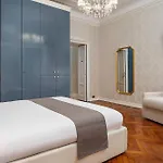 Apartment Classbnb - Luxurious And Spacious 5-bedroom And 5-bath Apartment, Just 3 Minutes From Station Metro, M2 M3 Yellow Lines Mailand
