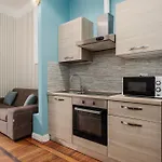 Classbnb - Luxurious And Spacious 5-bedroom And 5-bath Apartment, Just 3 Minutes From Station Metro, M2 M3 Yellow Lines