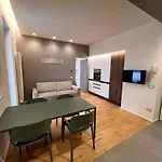 דירה Stunning Penthouse Duomo Experience מילאנו