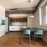 Stunning Penthouse Duomo Experience דירה *
