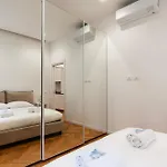 Youhosty - Orti 16 Apartment *