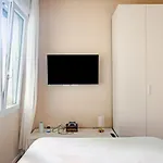 Modern Gem In Apartman