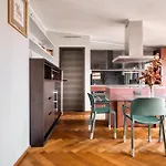 Lägenhet Hostmate - - Burlamacchi Grand