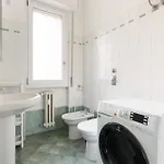 Guesthost - Comfy Near Pasteur M1 Milaan