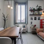 Design Canal Navigli View * Mediolan