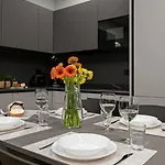 Italianway Comfort - Monte Nevoso 8 Milão