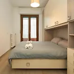 Apartamento 3 Flat, 15 Minutes From Navigli-humanitas