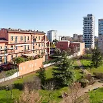 I-host Spacious 2br With 2 Baths & Balcony Apartment *