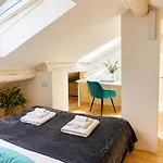 2 Levels Navigli Family Loft - 110Mq, 2Br, 2Bath, 6 Guests Daire *