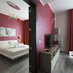 Oasi Village 3*