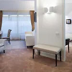 فندق ميزون ميلانو | أونا إسبيرينزي