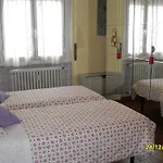 Guest house House