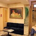 Vienna Hotel