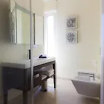 Bronzino House 3* מילאנו