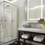 Castello Luxury * ميلان
