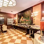 Romana Residencia Milán