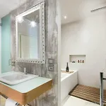 Otel The Glamore Duomo Milano