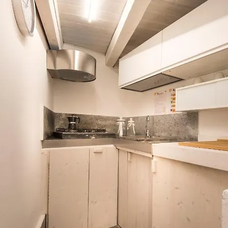 Adelson - Modern Design Pta Romana 4pax -wifi-dt Appartement *