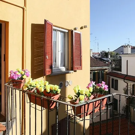 Plum Guide - Love Laws Appartement Milan