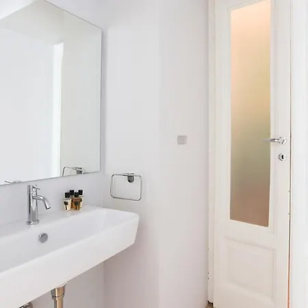 Plum Guide - Clearwater Apartment