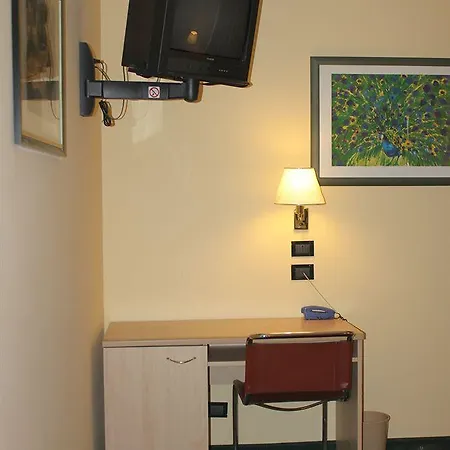 酒店 Ginosi Arizona 米兰