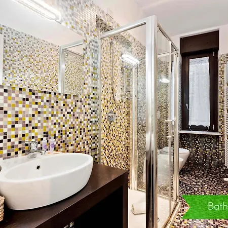 Rentopolis Broletto 39 דירה *