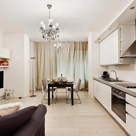 Rentopolis Broletto 39 דירה