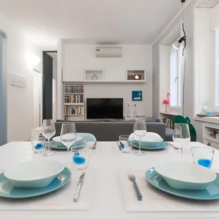 Appartement Italianway - De Cristoforis 12 D *