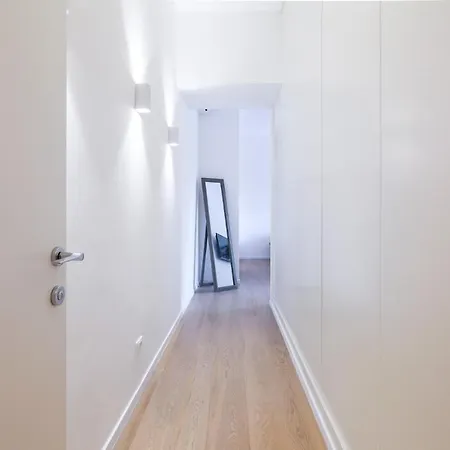Elegant Urban Retreat In The Heart Of - Brera Апартаменты Милан