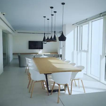 アパートホテル In-domus Internazionale *