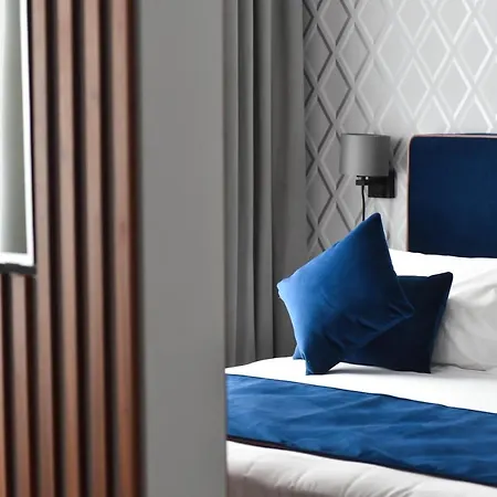 Lägenhetshotell Duomo Hotel & Apartments 4*