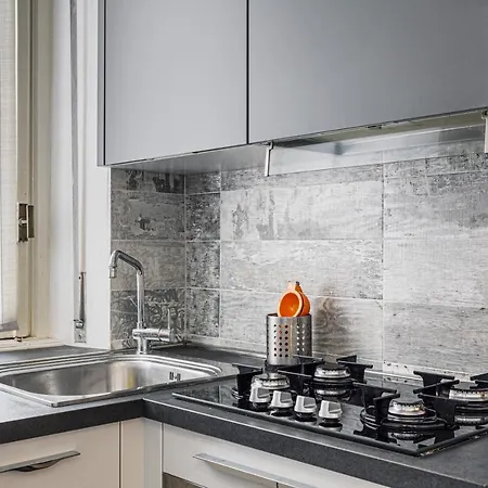 Hostmate - Milano- Via Filzi - Stazione 밀라노