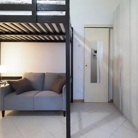 Lägenhet Primopiano - Calvi Milano