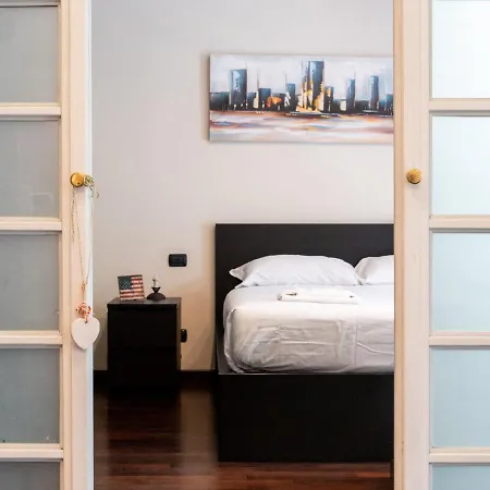 Apartamento The Rent - Modern Duomo Milão
