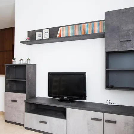 Appartement Youhosty - Sacconi 4 *