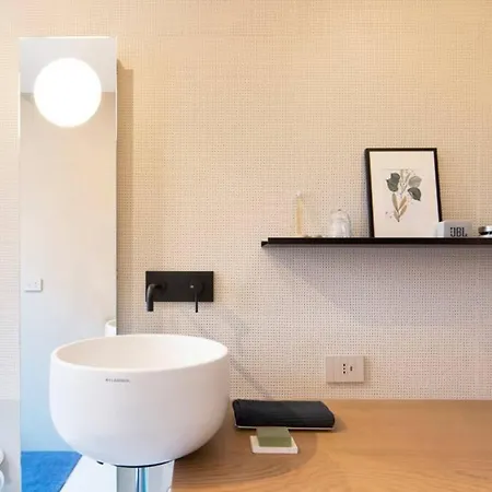 Near Central Station, Cozy 2 Bedroom Apartment