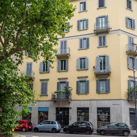 The Rent - Bright One Bedroom With Balcony In Moscova Apartamento