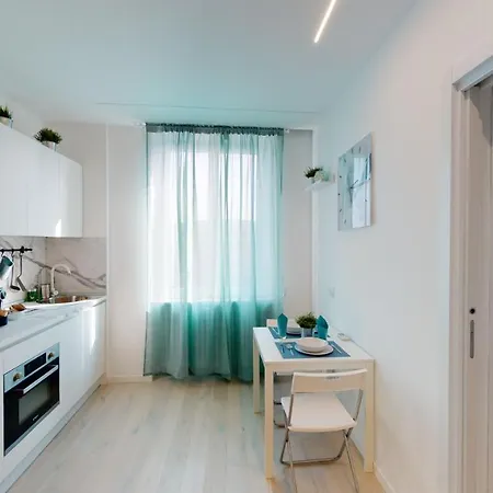 Lima 1 Apartment Milan