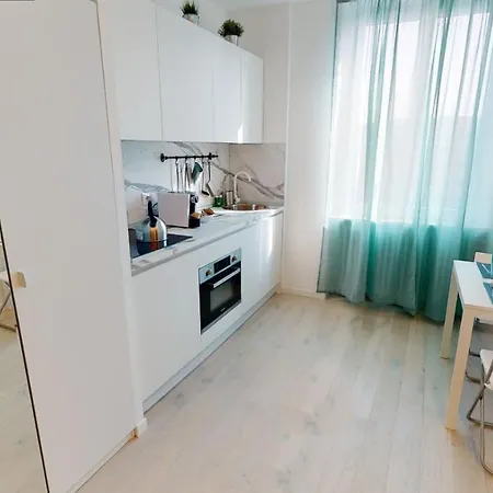 Apartment Lima 1 *