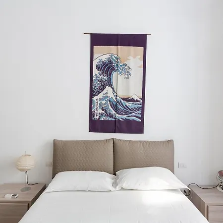 Spacious Retreat Steps From Lambrate Metro- Via Pacini * Milano