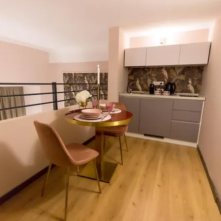 Apartmanhotel Intomilan Galleria Duomo I Boutique & Design Milánó