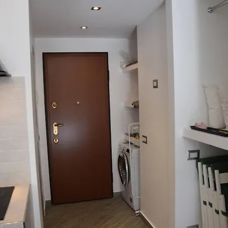 Stazione Centrale Apartman *