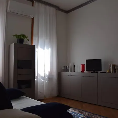 Stazione Centrale Apartman *